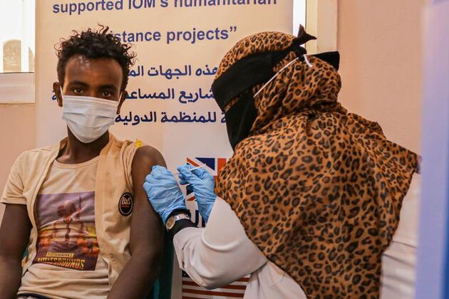 un-agency begins-covid-vaccine rollout for 7,500 stranded-migrants-in-yemen 