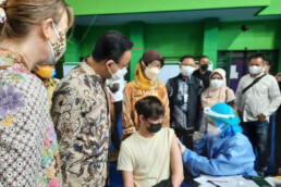vaccinating-refugees-in-indonesia,-for-the-benefit-of-all