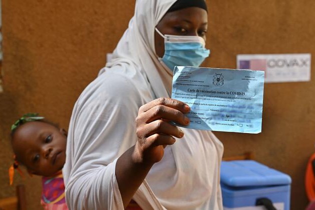 cases-drop-for-first-time-as-africa’s-fourth-covid-19-wave-ebbs