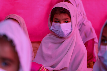 unicef-to-afghan-authorities:-allow-all-girls-to-go-to-school