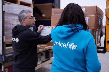 unicef-gets-supplies-to-children-and-families-inside-ukraine