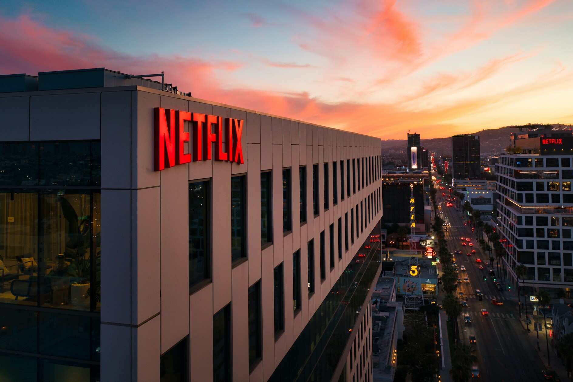 Netflix HQ Cover Photo